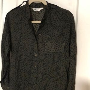 Zara Denim Womens Dark Green Leopard Shirt XS